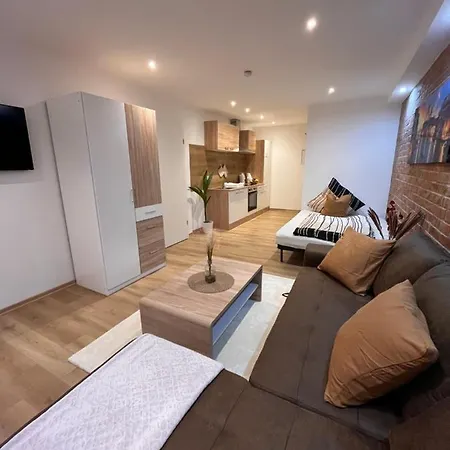 Gemuetliche Monteurwohnung,Ferienwohnung Nörten-Hardenberg Esterno foto